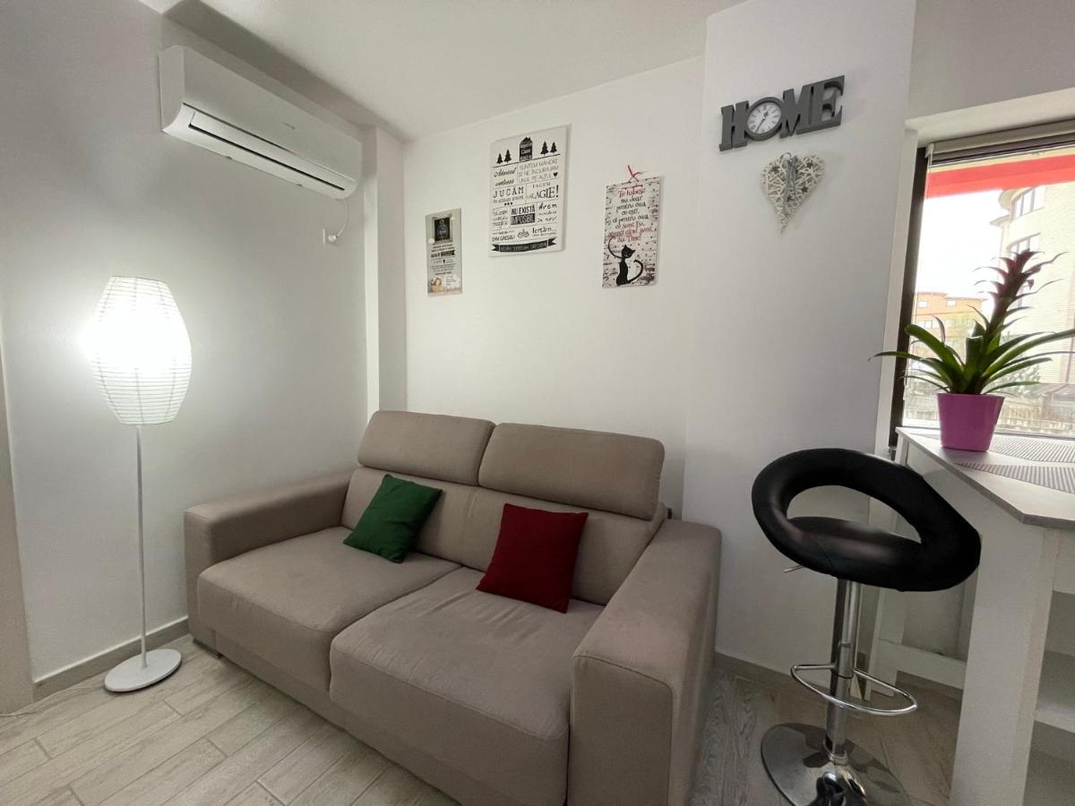 Renting Solutions Iulius Mall 이아시 외부 사진